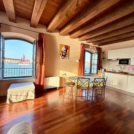 Molino Stucky - Canal View Appartement