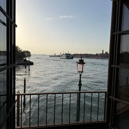 Molino Stucky - Canal View Appartement Venise