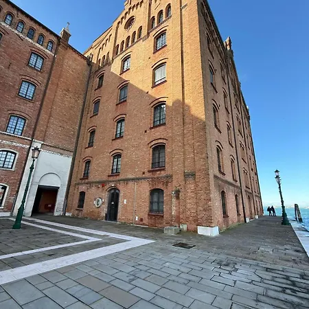 Appartamento Molino Stucky - Canal View